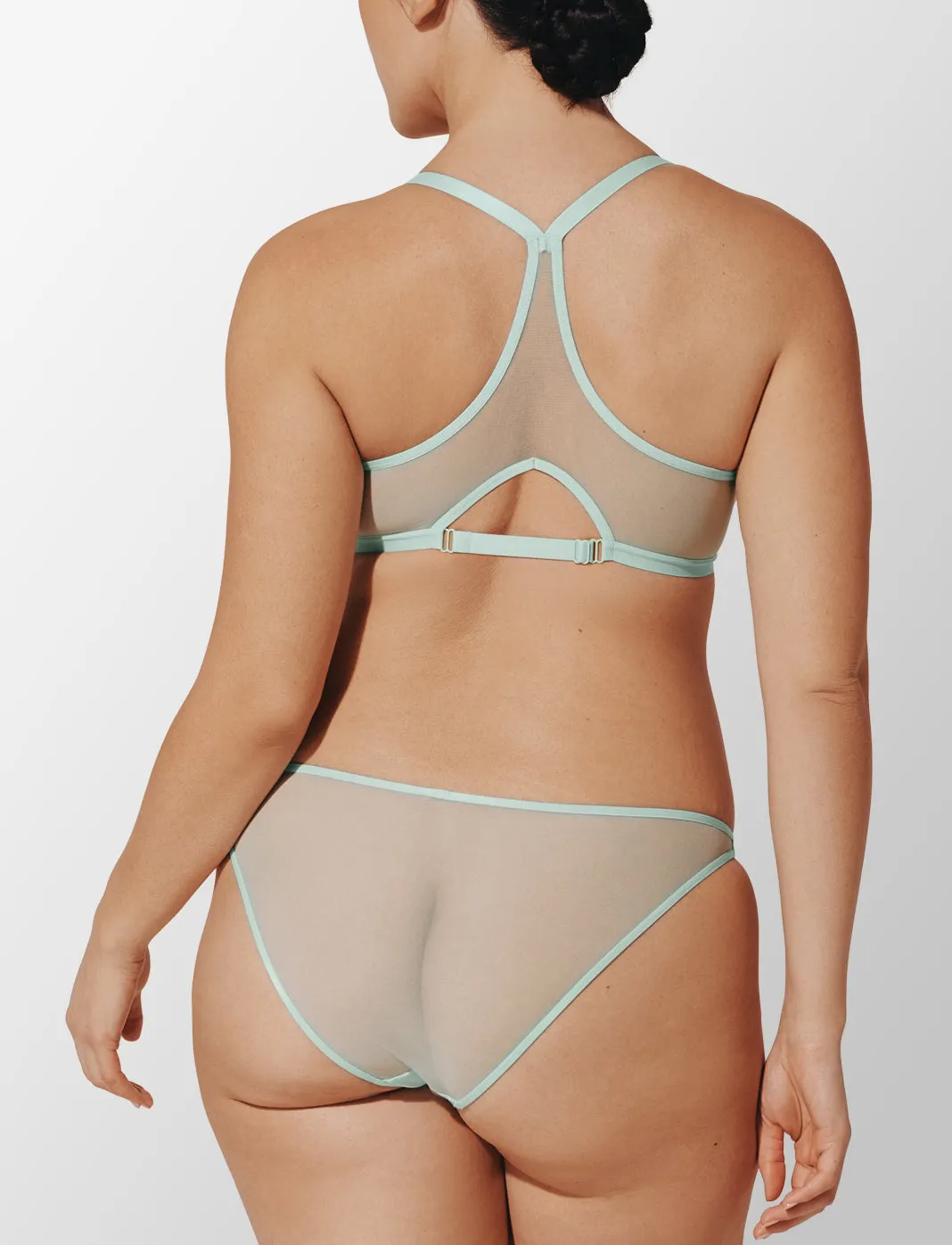 Bare Mesh Front Close Racerback Bra