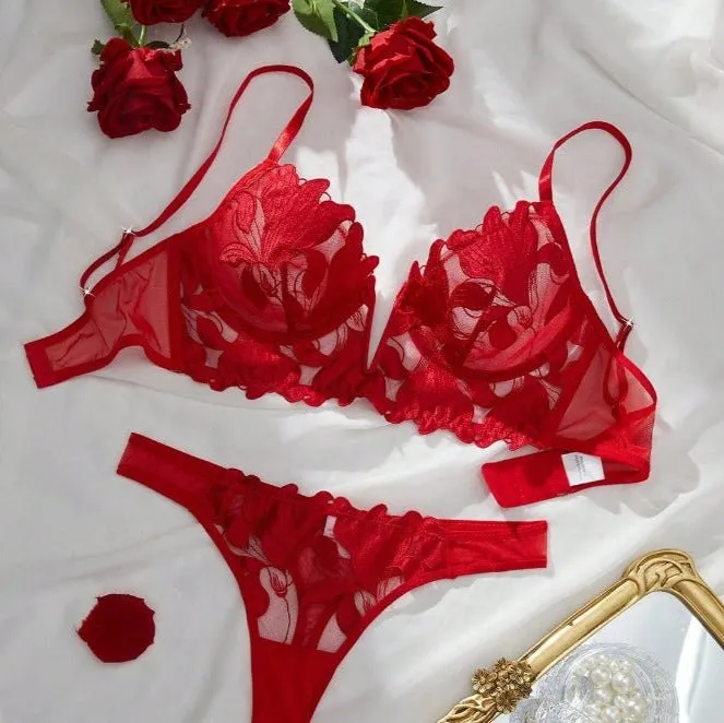 Date Night Weapon Built-In Bra Lingerie Set