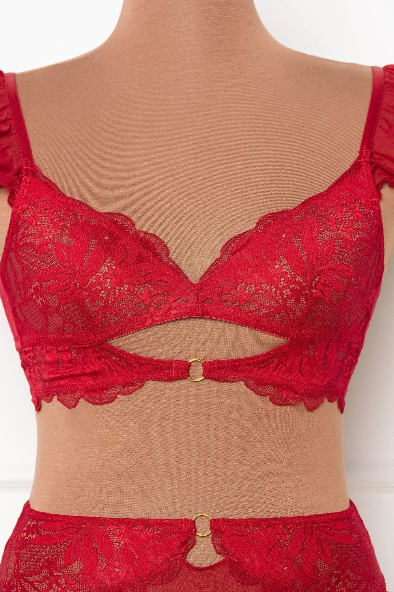 Lace & Mesh Keyhole Bralette - Red