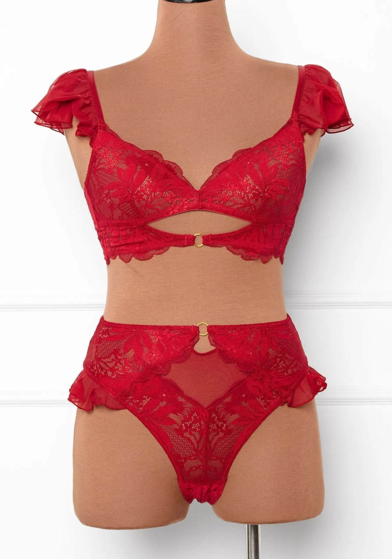 Lace & Mesh Keyhole Bralette - Red