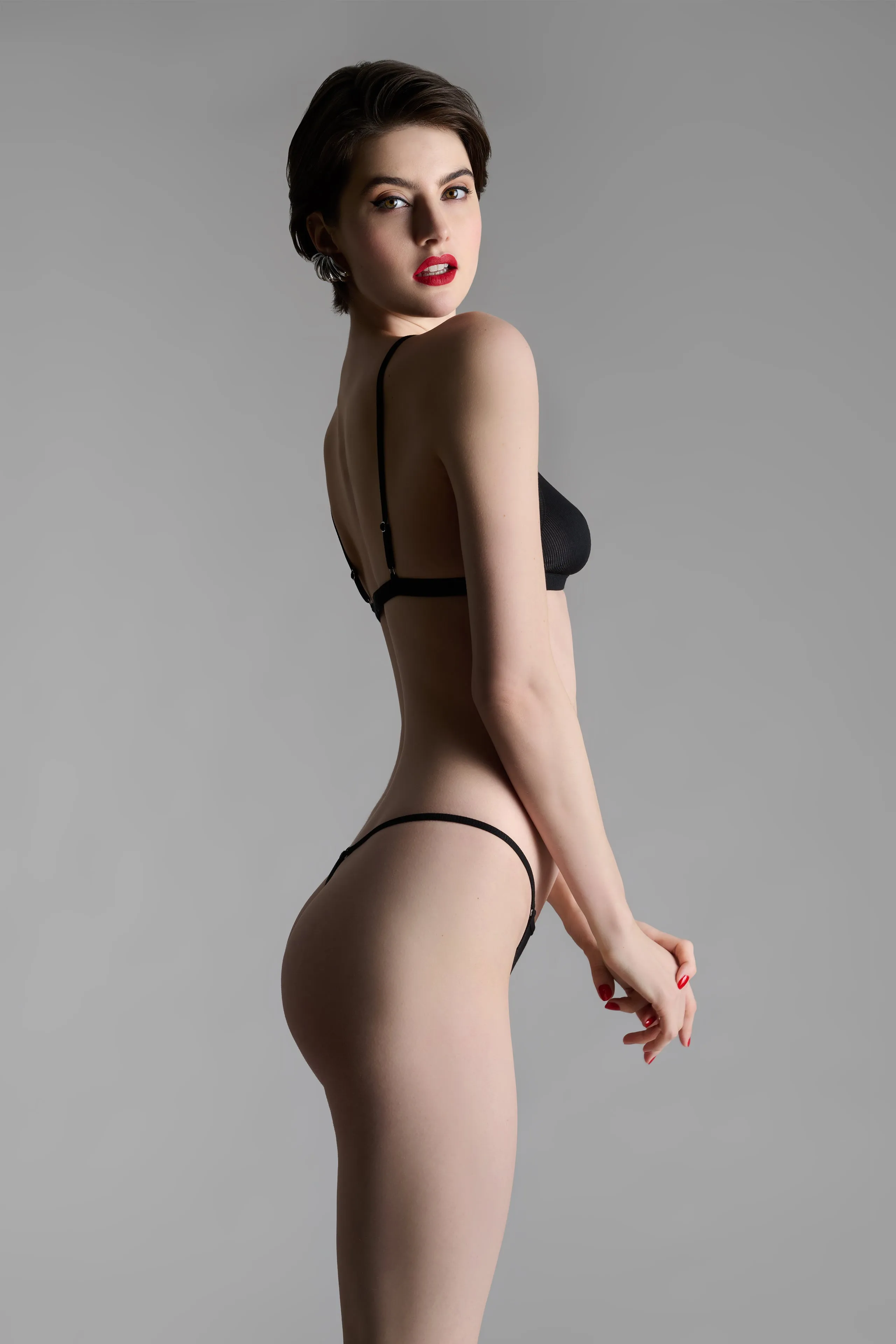 Mini String - La Femme Amazone