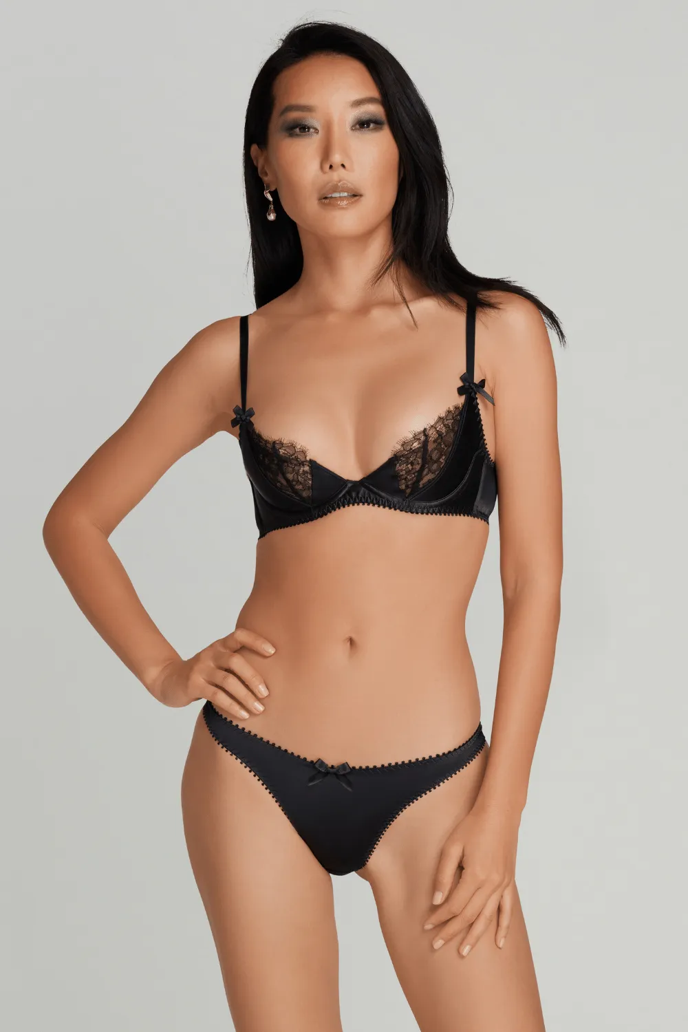Ryan Thong. Size 6 (UK 16)